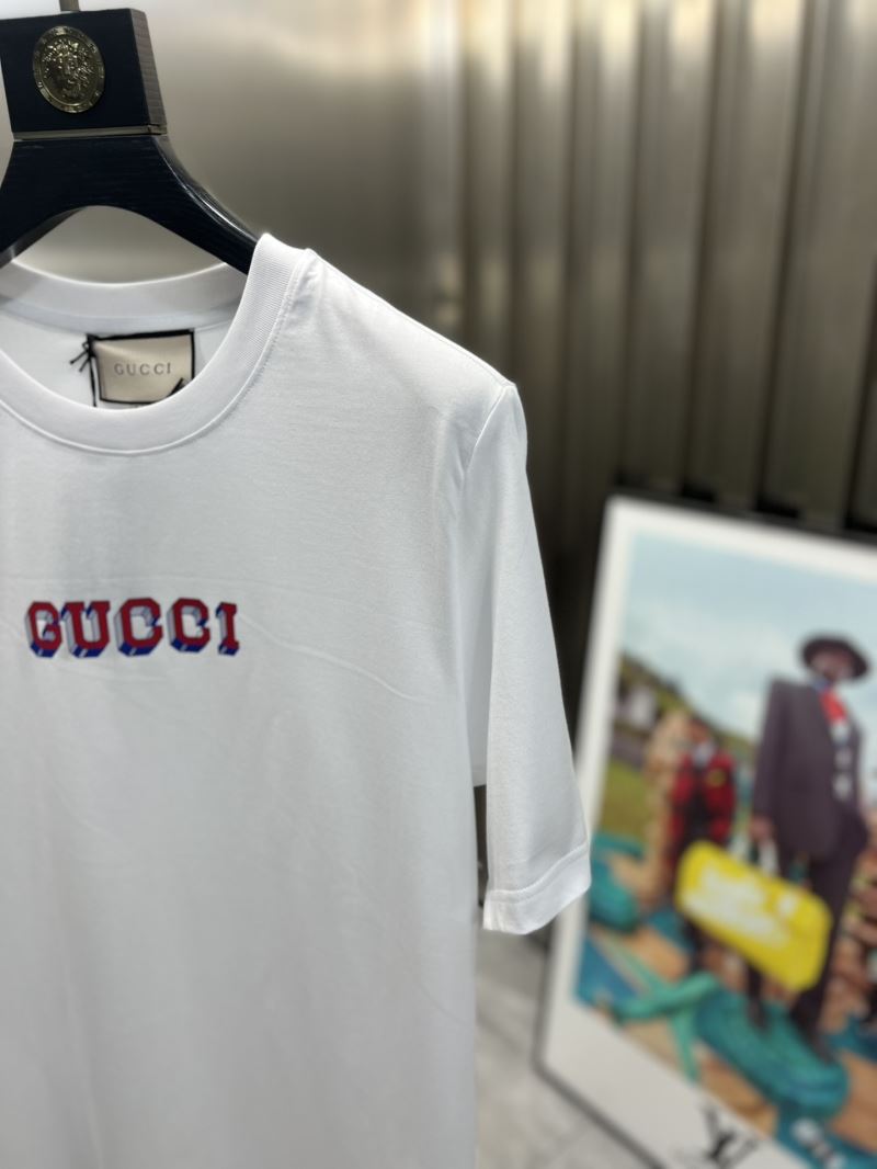 Gucci T-Shirts